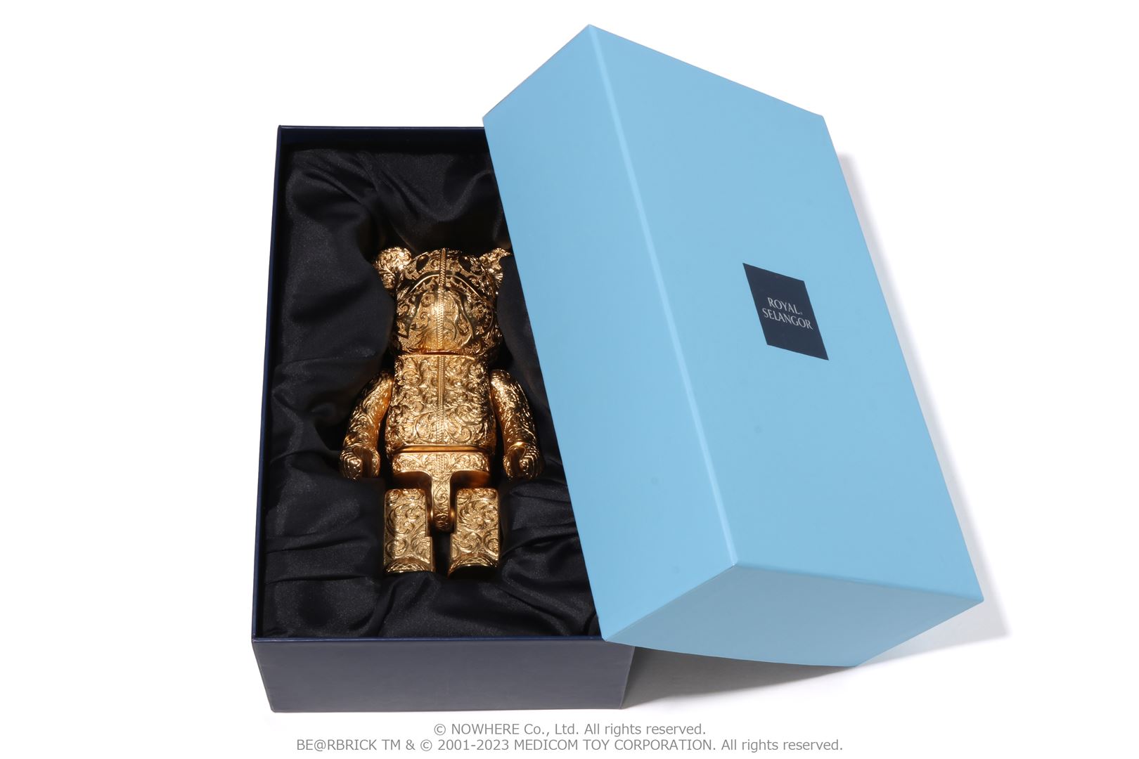 BAPE X ROYAL SELANGOR SHARK BE@RBRICK 400%