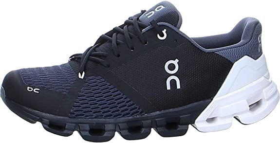 Men's On Cloudflyer, Black/White, 10.5 D Medium