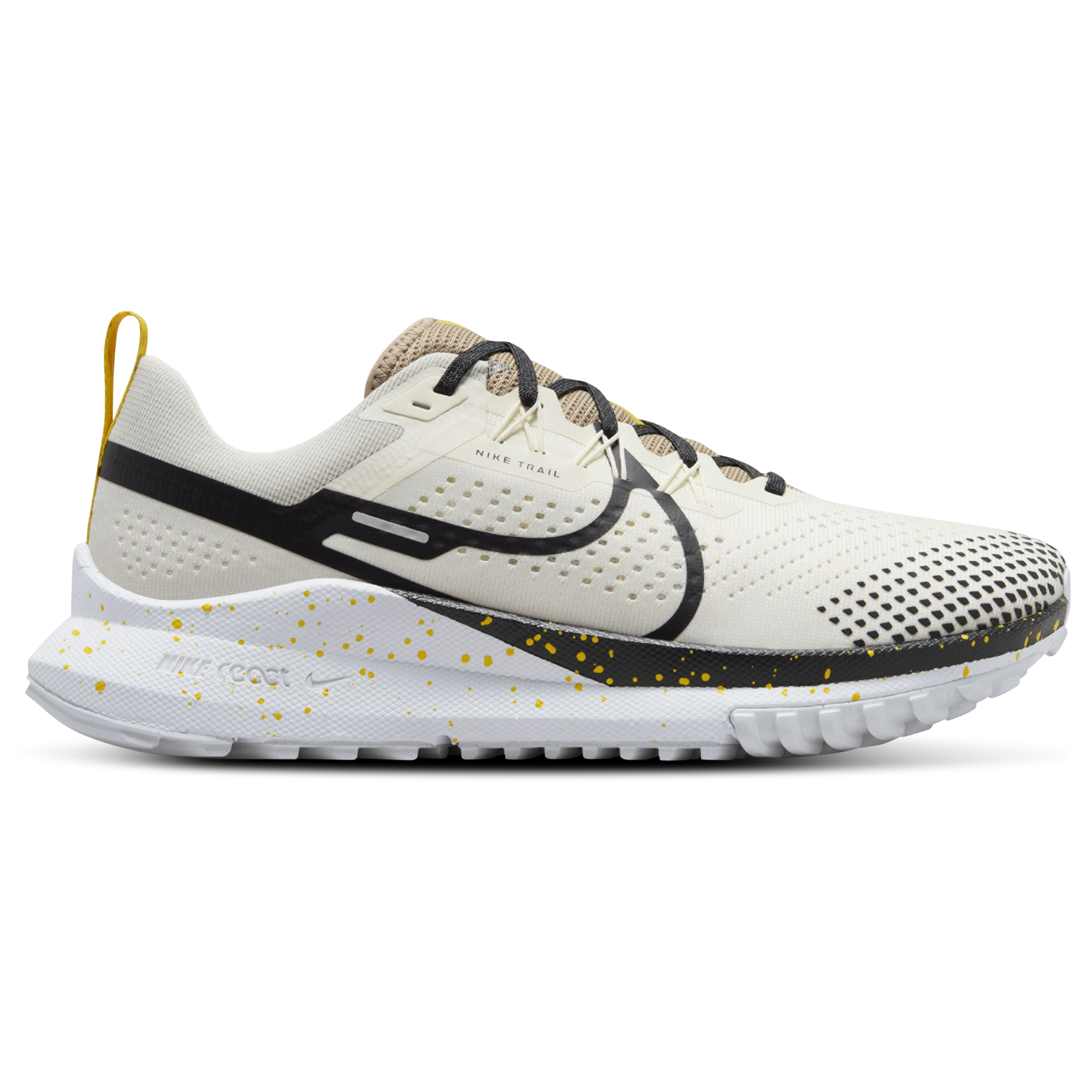Men's Nike Pegasus Trail 4, Pale Ivory/Black-Khaki-White, 10 D Medium