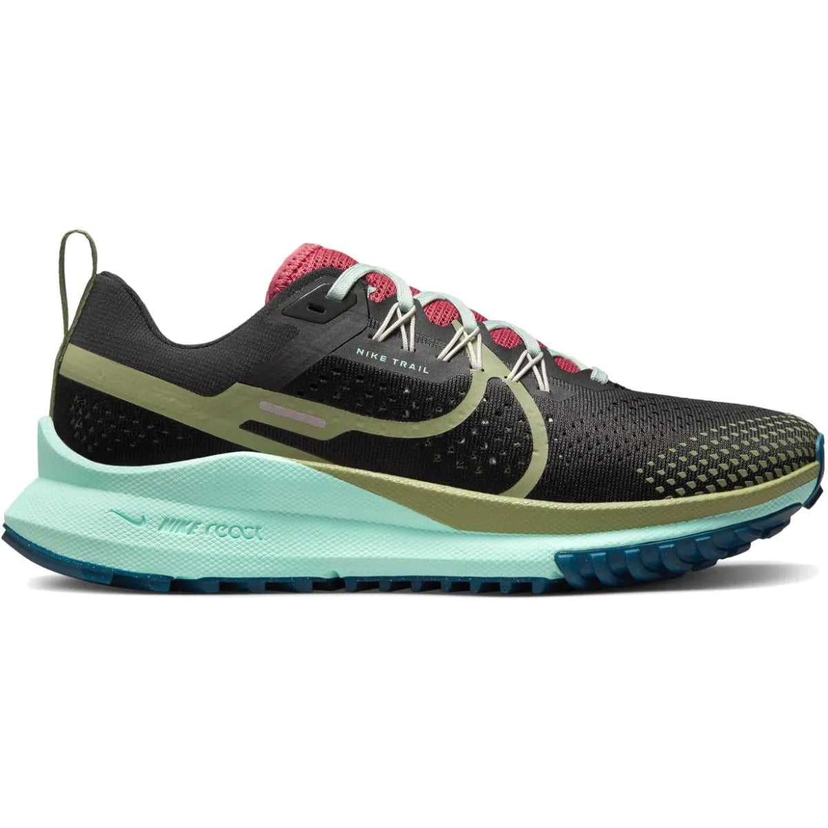 Women's Nike Pegasus Trail 4, Black/Alligator-Canyon Rust, 7.5 B Medium